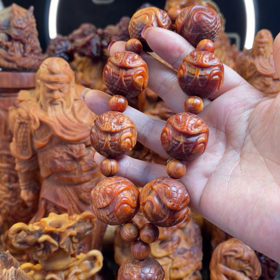 松木（琥珀木）其他微瑕蛇手持