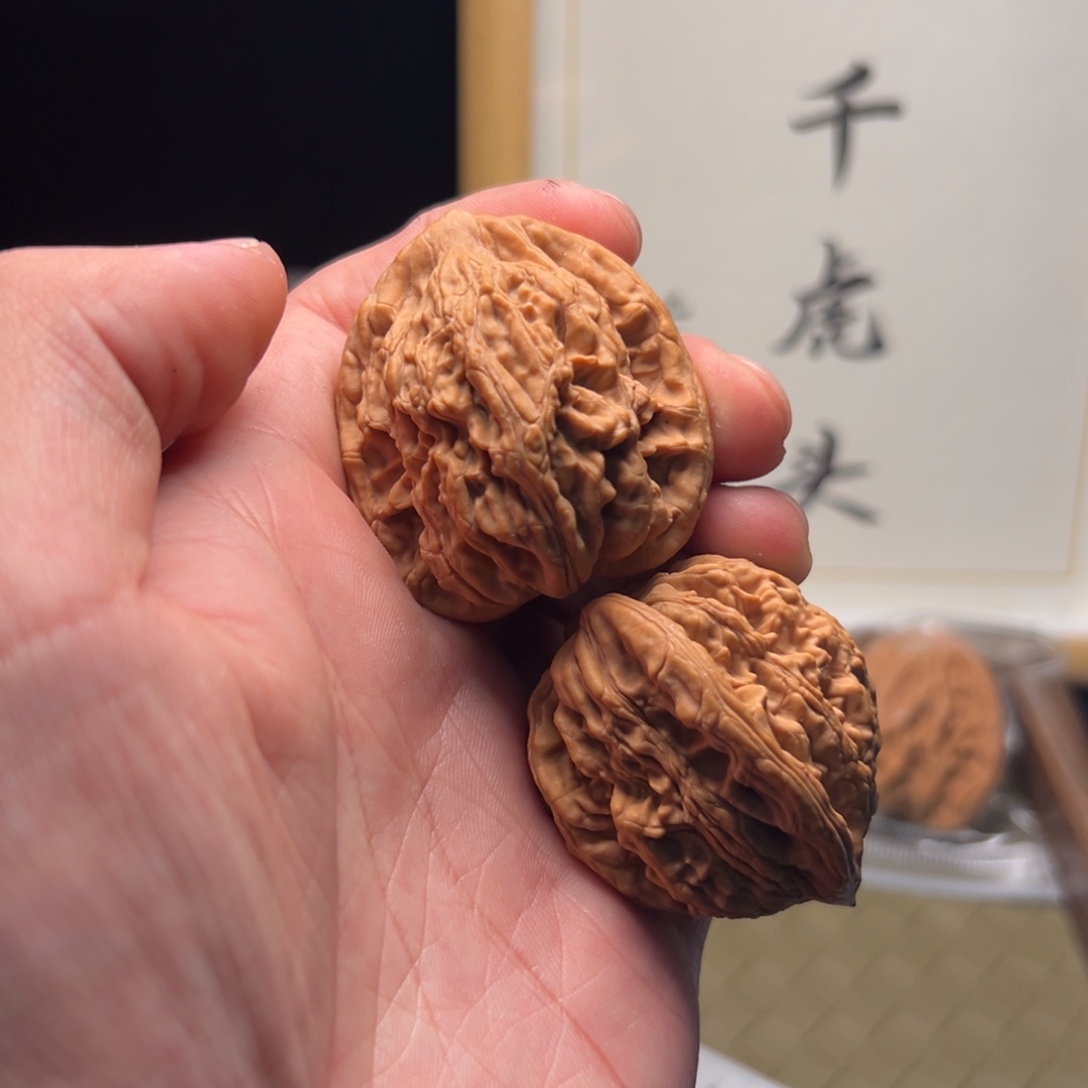 Z***️文玩核桃吊坠虎头