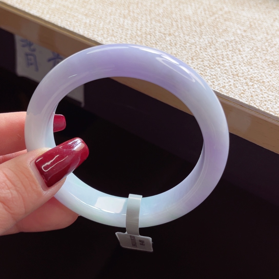 翡翠手镯未镶嵌手镯