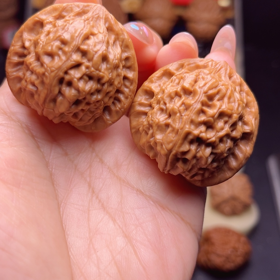 文玩核桃吊坠全品龙公