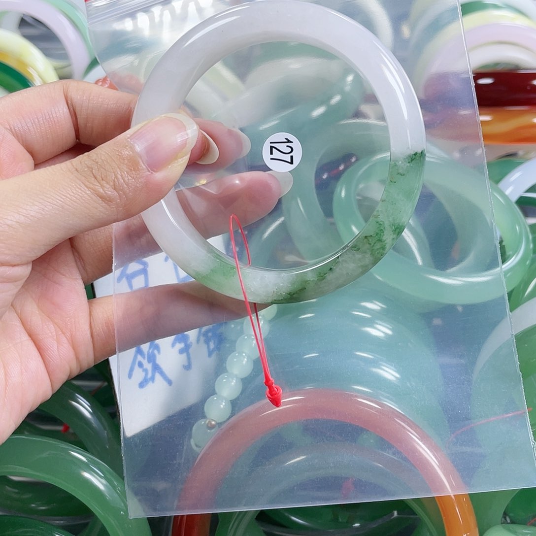 石英质玉手镯未镶嵌5758