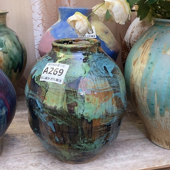 瓶高26厘米口8.5 景德镇陶瓷