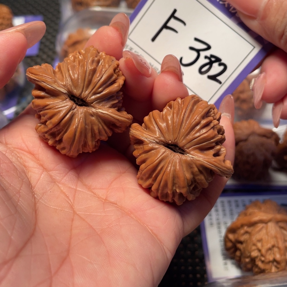 文玩核桃把件382号楼子40