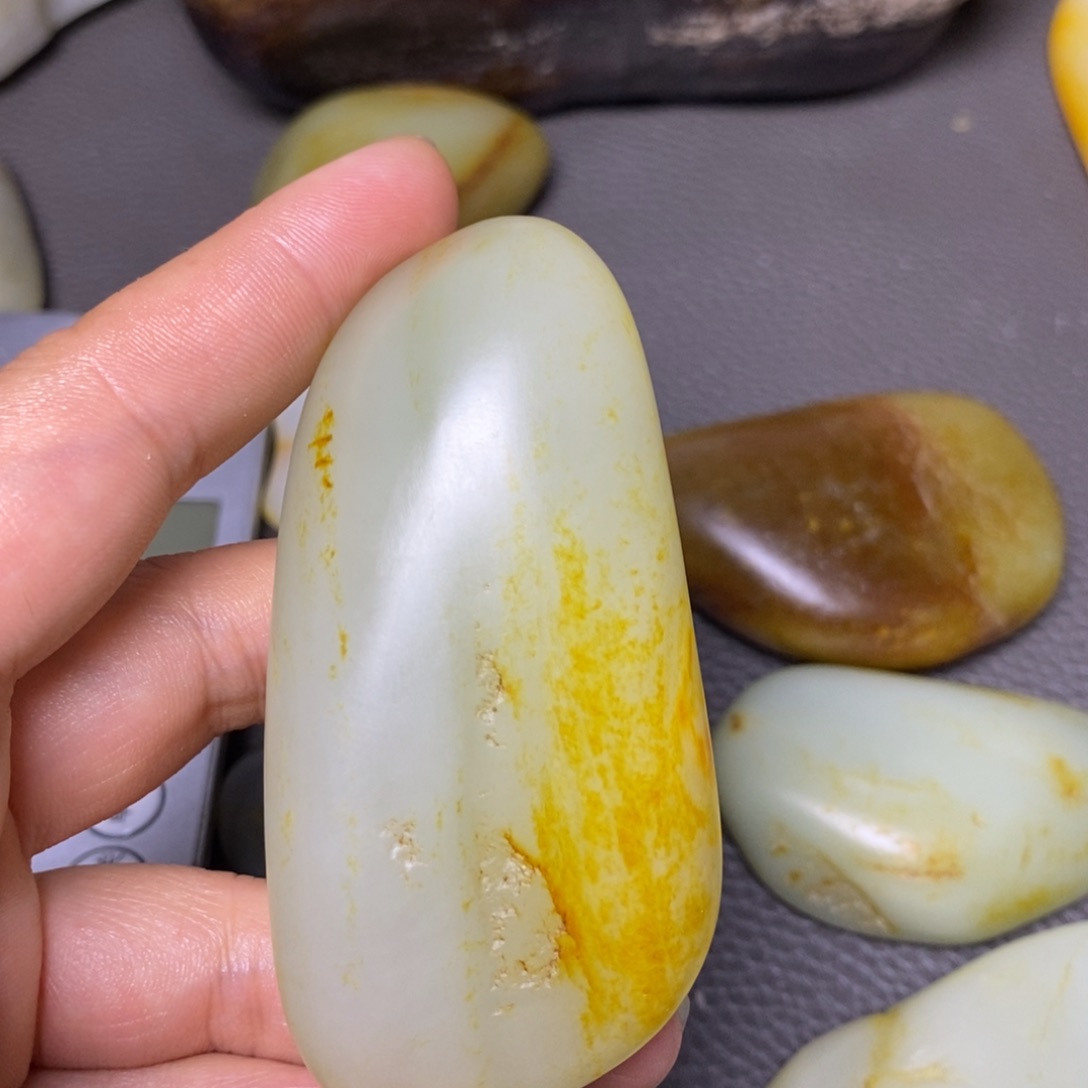 O***g和田玉未镶嵌挂件