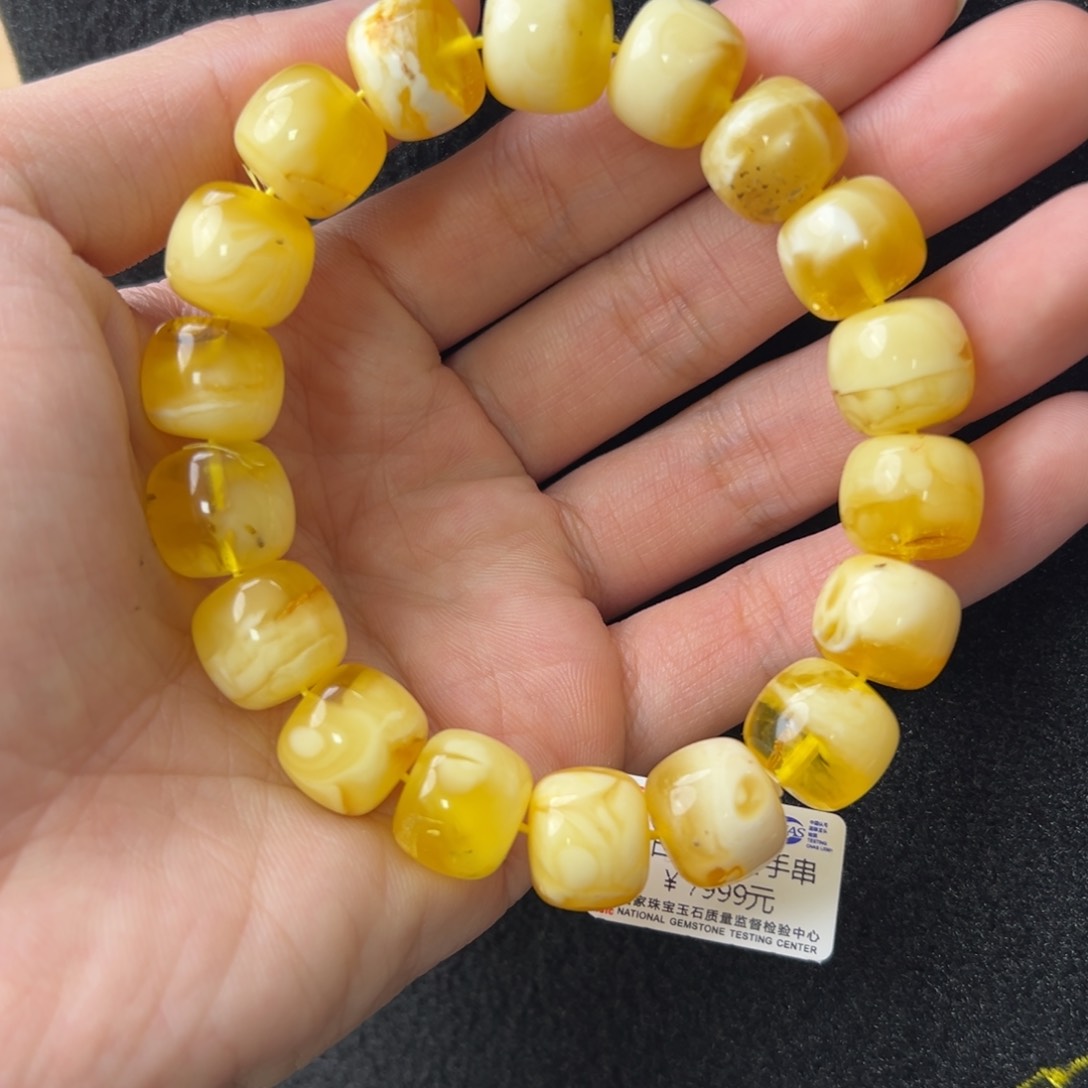 琥珀珠宝奇石未镶嵌