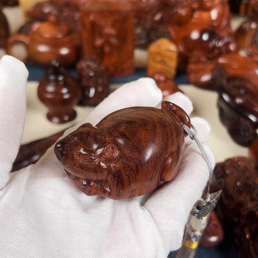 黄花梨/降香黄檀把件把件