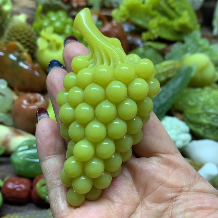 蛇纹石玉手把件 未镶嵌