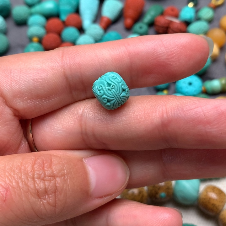 绿松石配饰未镶嵌