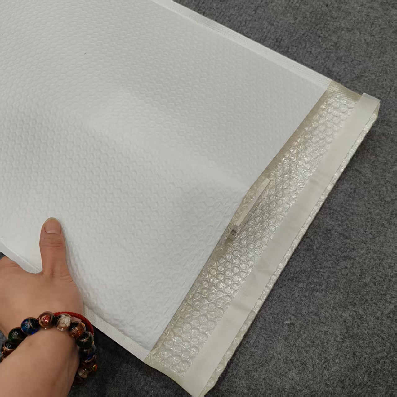 白色包装袋 /洁//面/