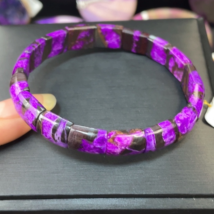 苏纪石（舒俱来）丝绒镯排未镶嵌