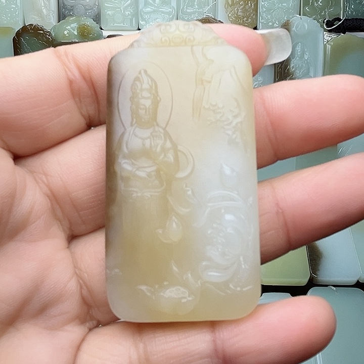 颈饰未镶嵌和田玉