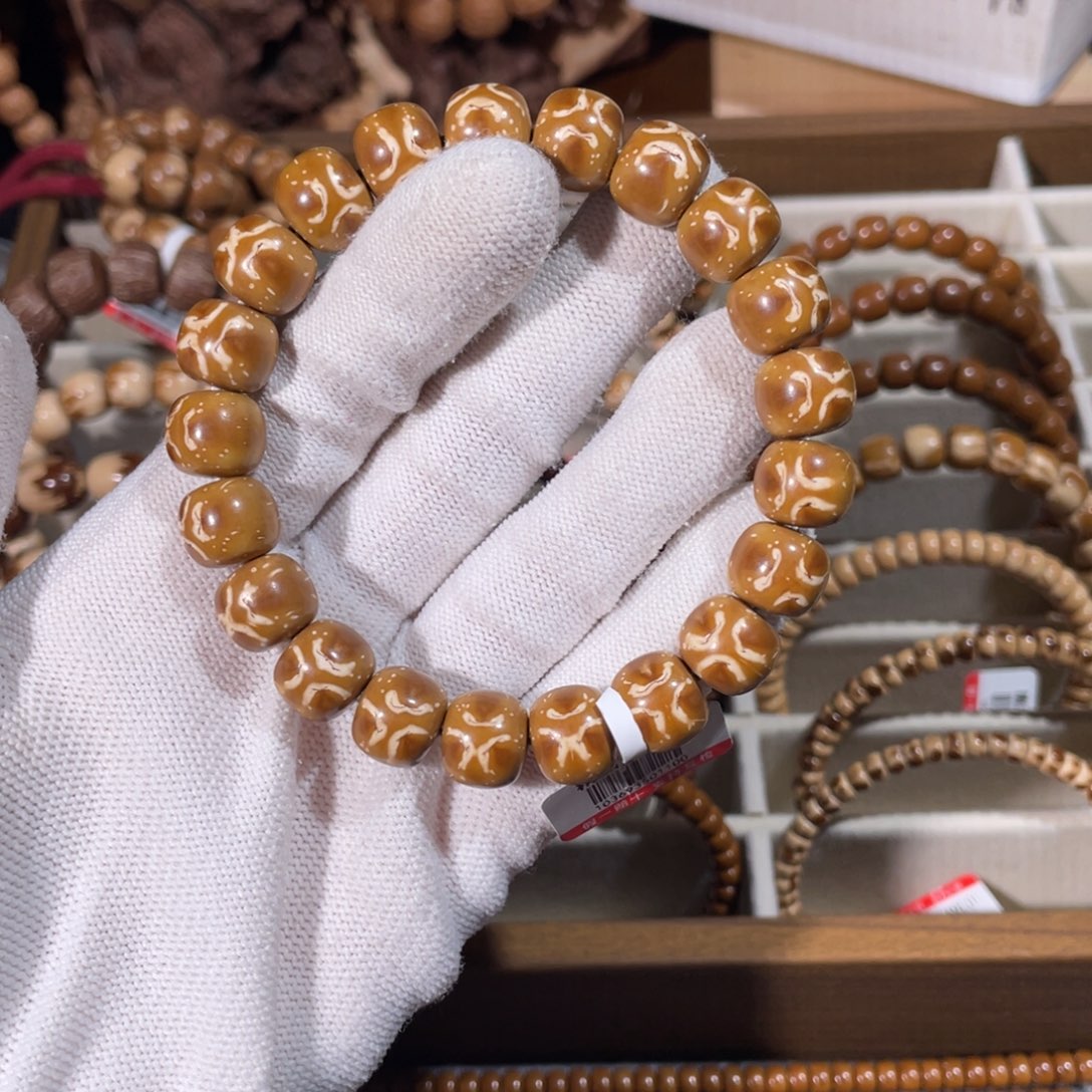 …***…吊坠紫金鼠鬼脸实心正奔