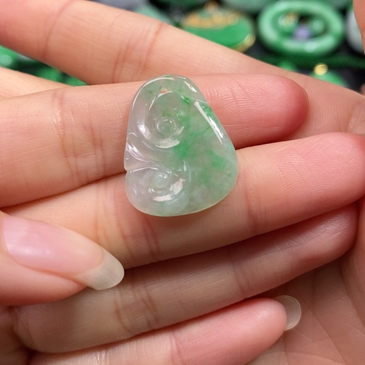 颈饰未镶嵌翡翠吊坠