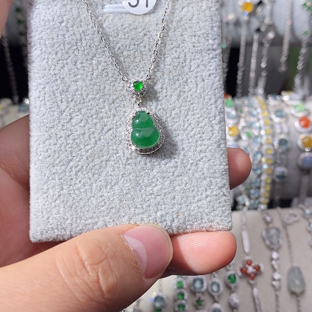 翡翠银S925镶嵌颈饰