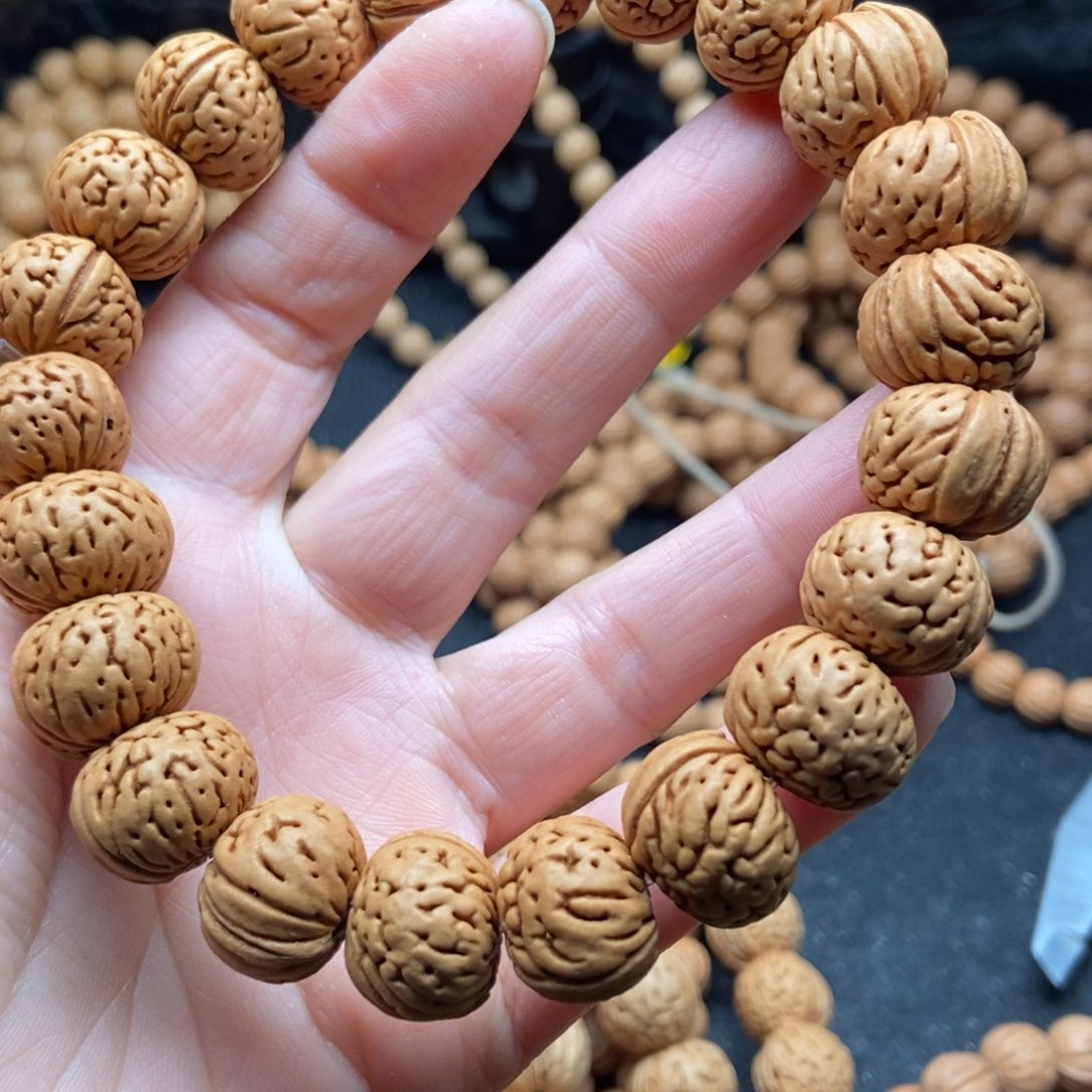 桃核手串树王纽扣脑纹15➕