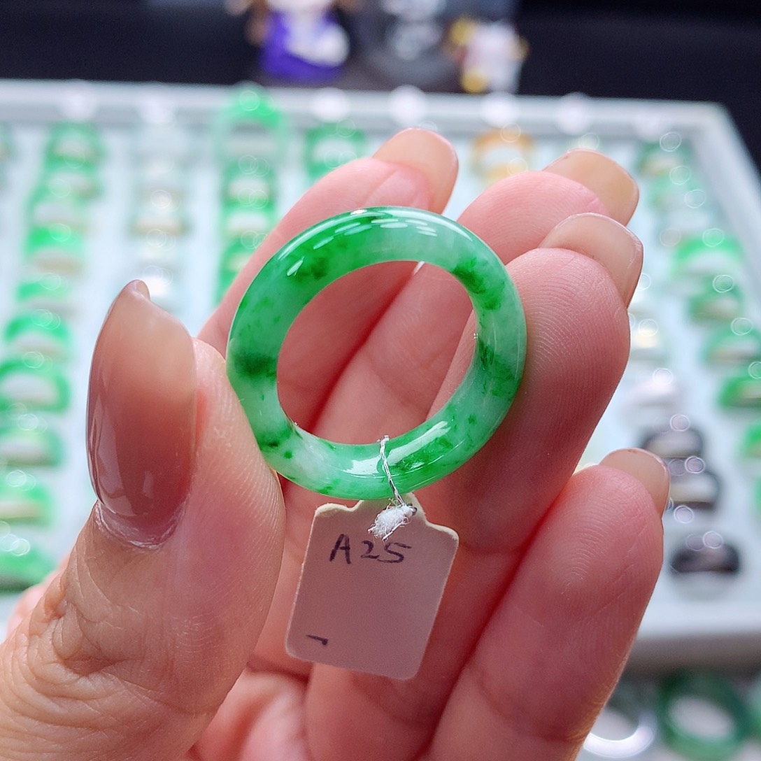 未镶嵌戒指翡翠17号