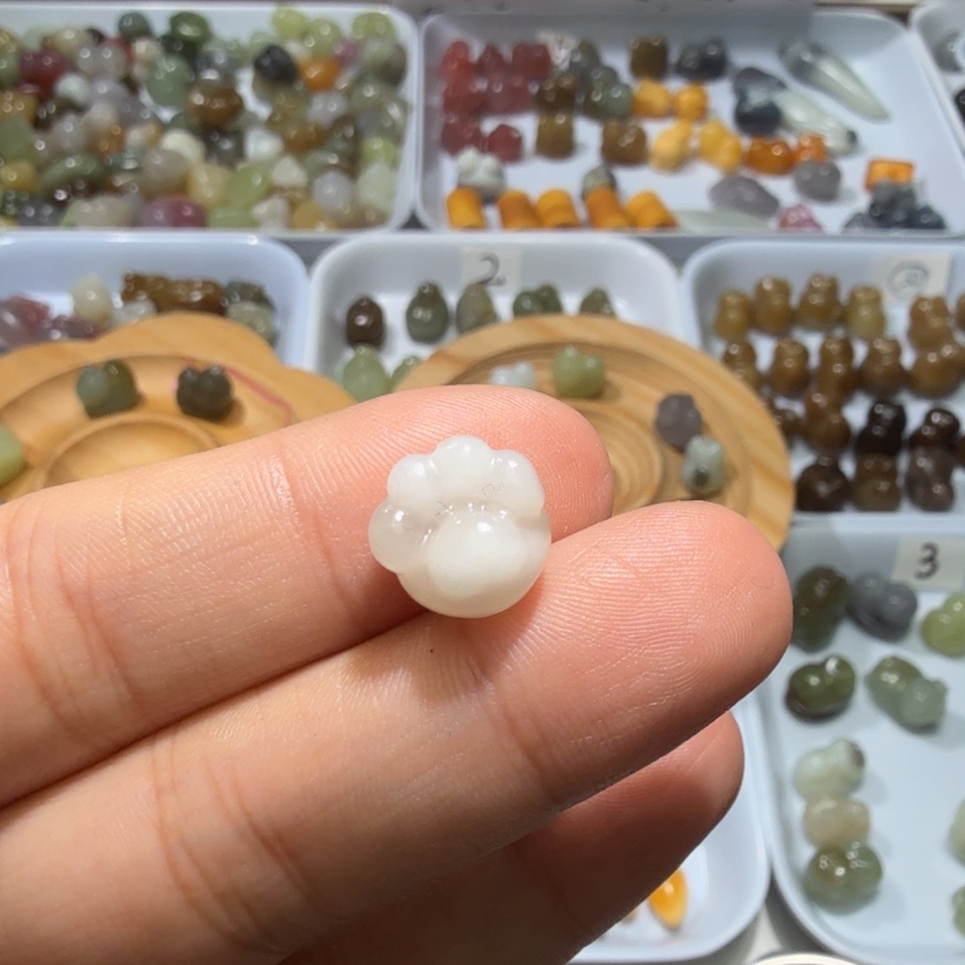 和田玉未镶嵌珠宝奇石