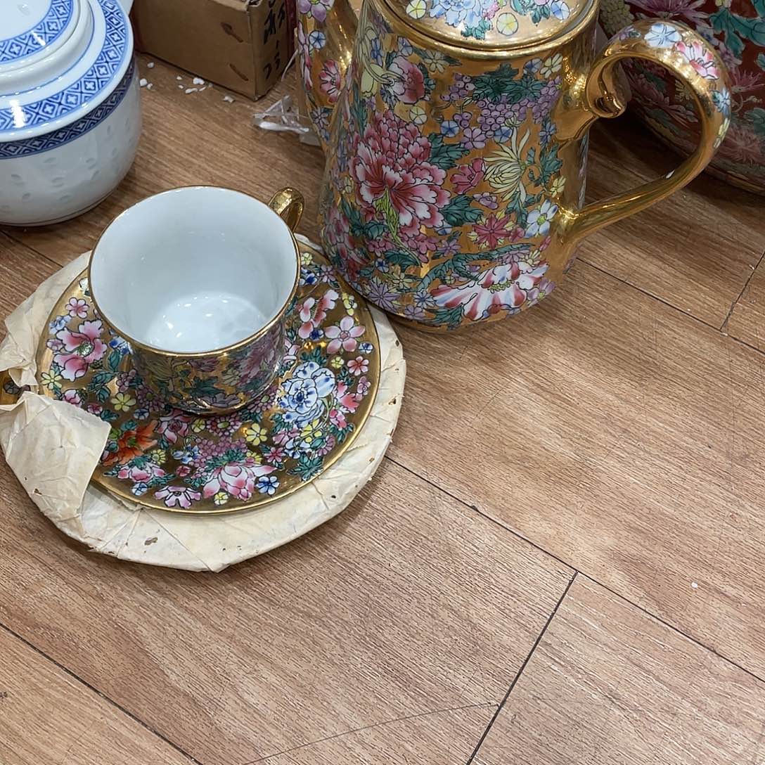 暮***空瓷片景德镇粉彩金万花一套四件