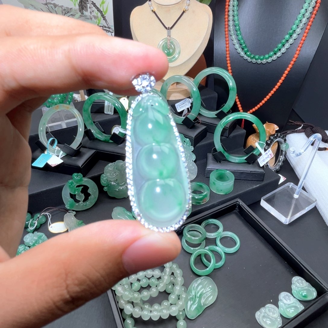 合金石英质玉（非洲翠）车挂