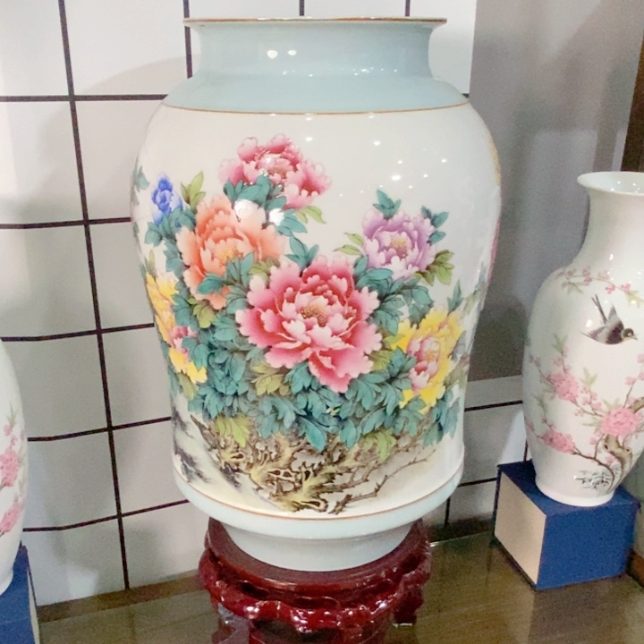 瓶w****】景德镇陶瓷学院美术学院