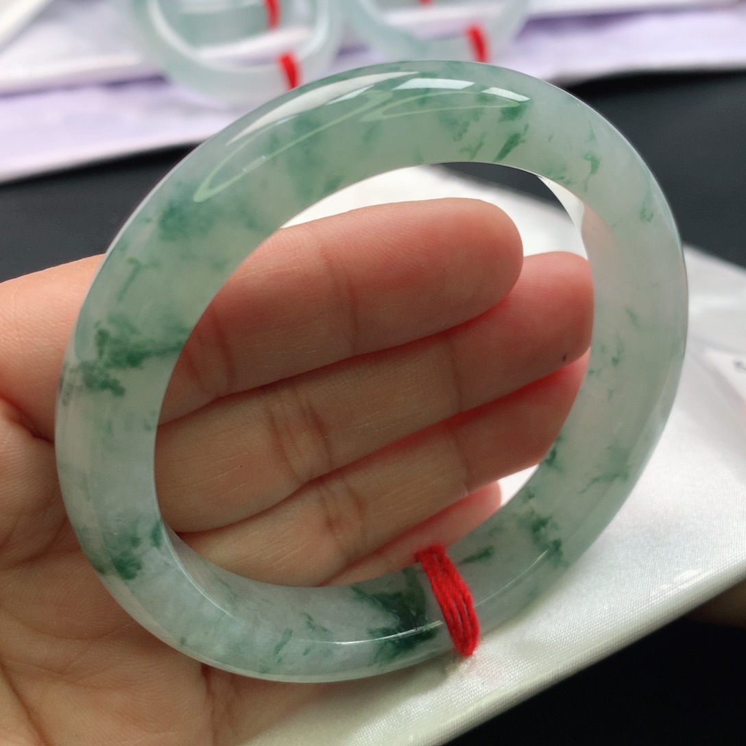 翡翠手镯未镶嵌缅甸56