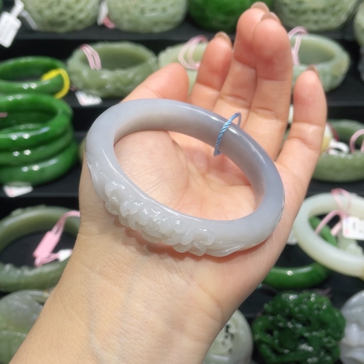 和田玉手镯51+圈口 编号25未镶嵌