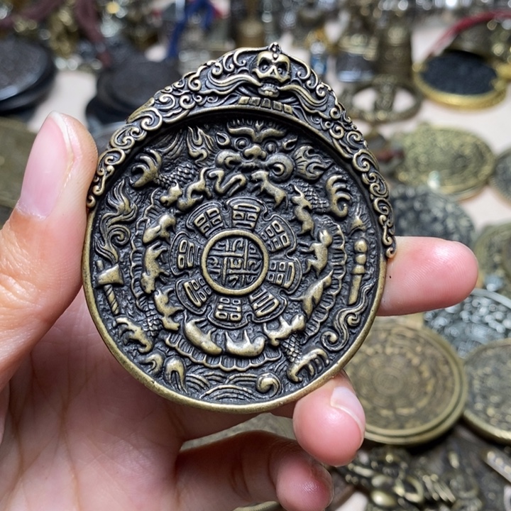 陈***铜家居工艺福利挂件