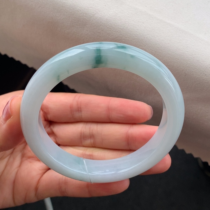 翡翠手镯未镶嵌翡翠手镯58