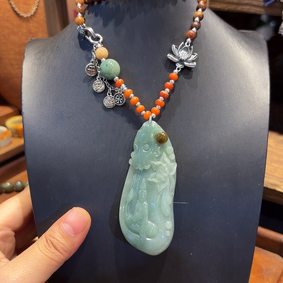 翡翠颈饰未镶嵌原创