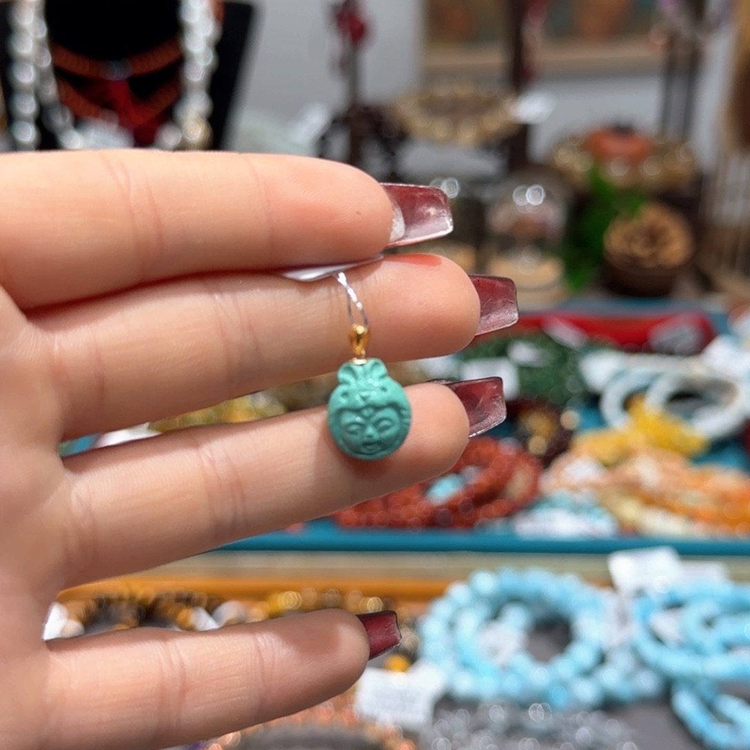 绿松石吊坠(不含链)18K金镶嵌吊坠小女孩