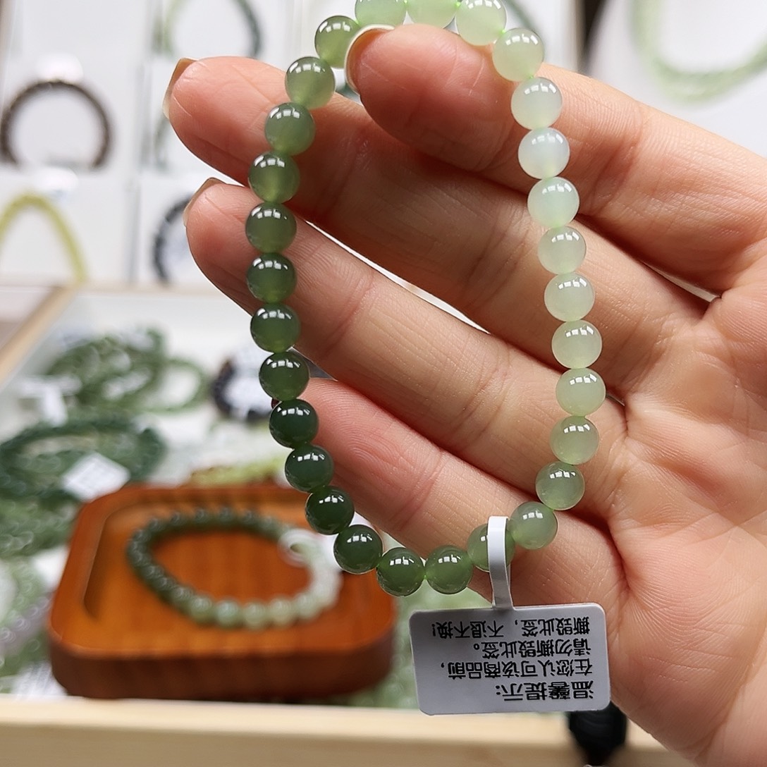 依***5和田玉未镶嵌手串