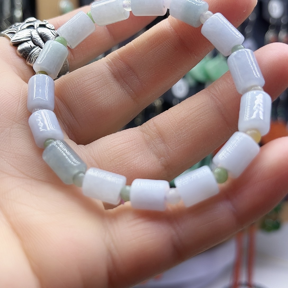 翡翠未镶嵌手链精美