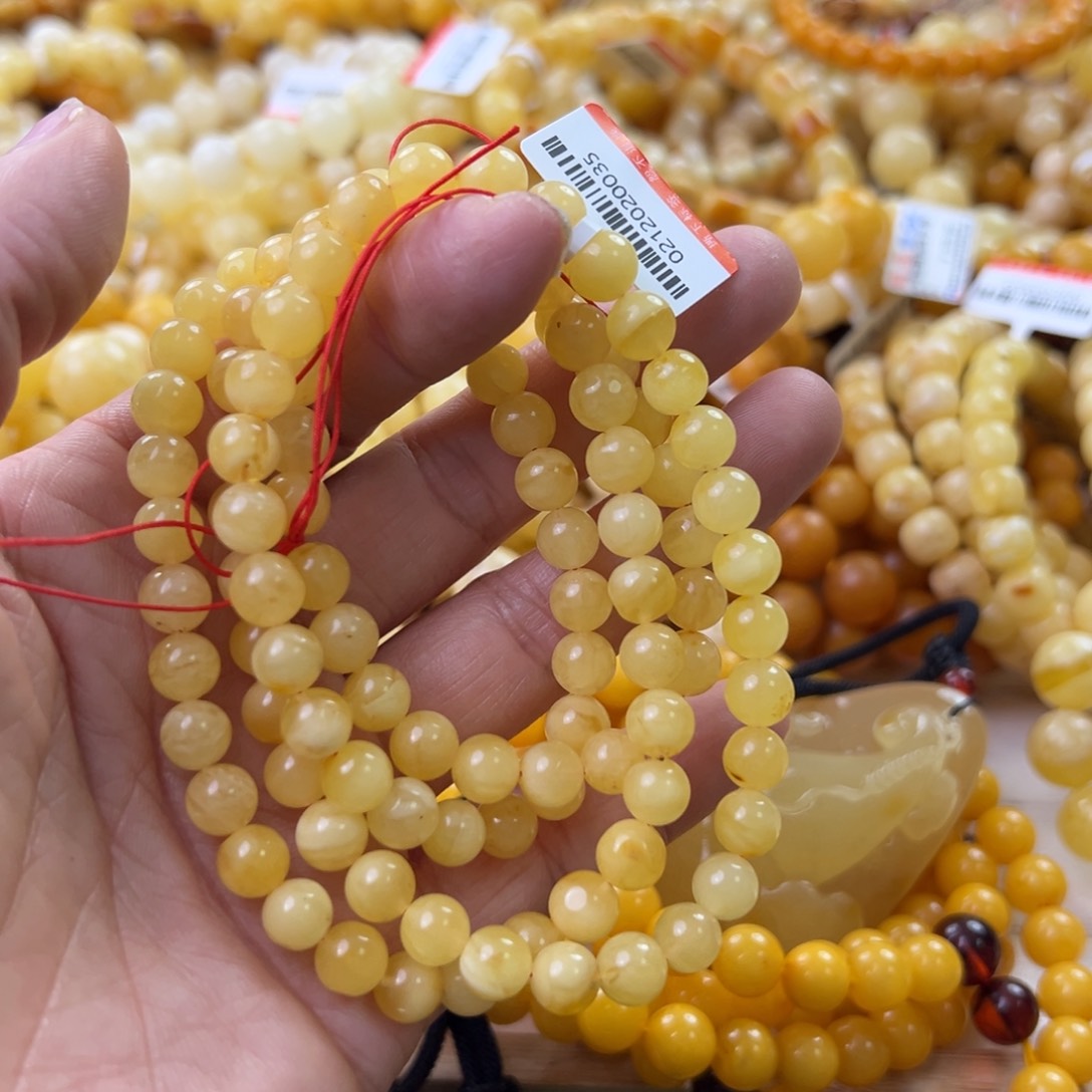 琥珀珠宝奇石未镶嵌