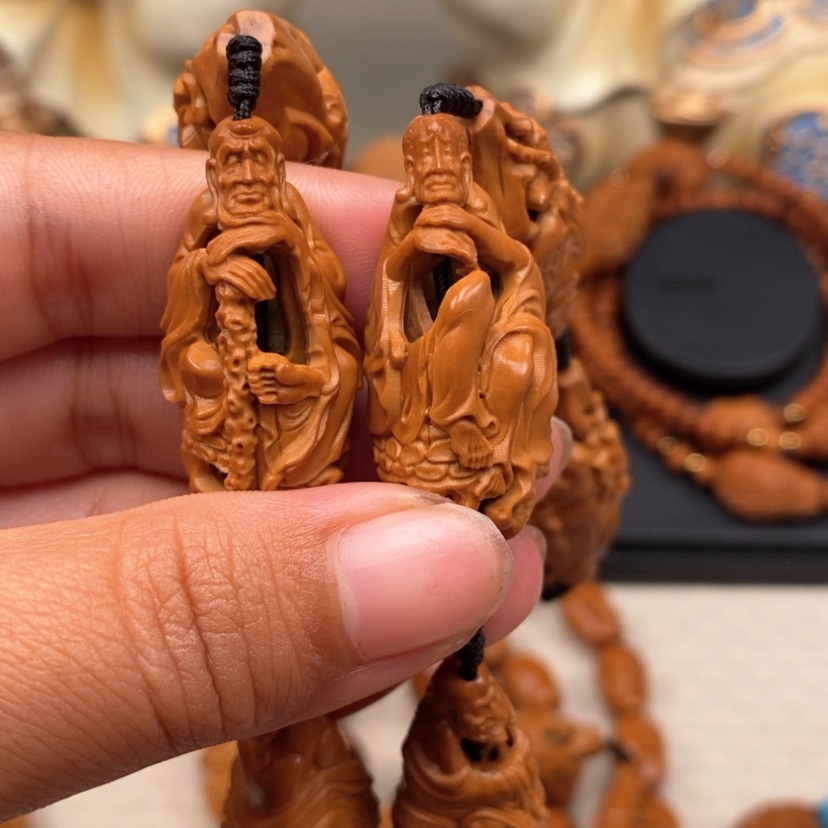 【闪购商品】橄榄核吊坠橄榄手工雕刻工艺