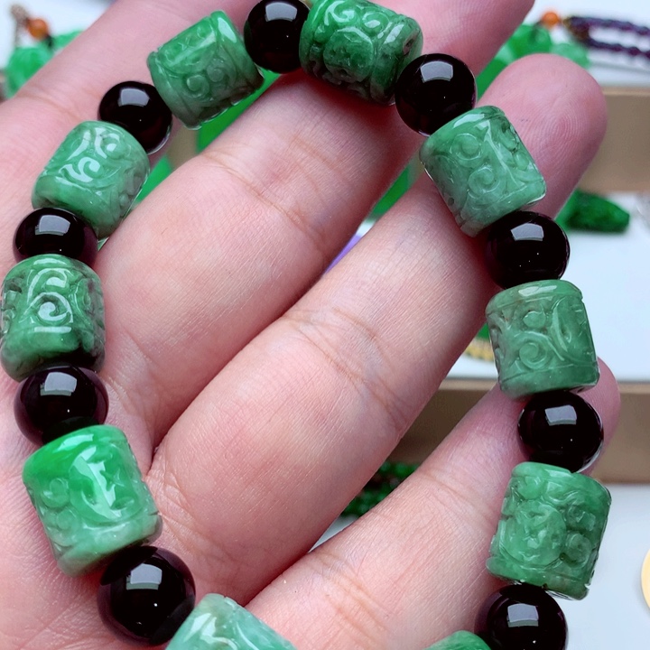 未镶嵌手链翡翠…．．