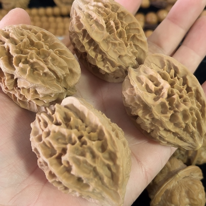 文玩核桃把件39左右瑕疵练手招财鼠两对一起，下播福利