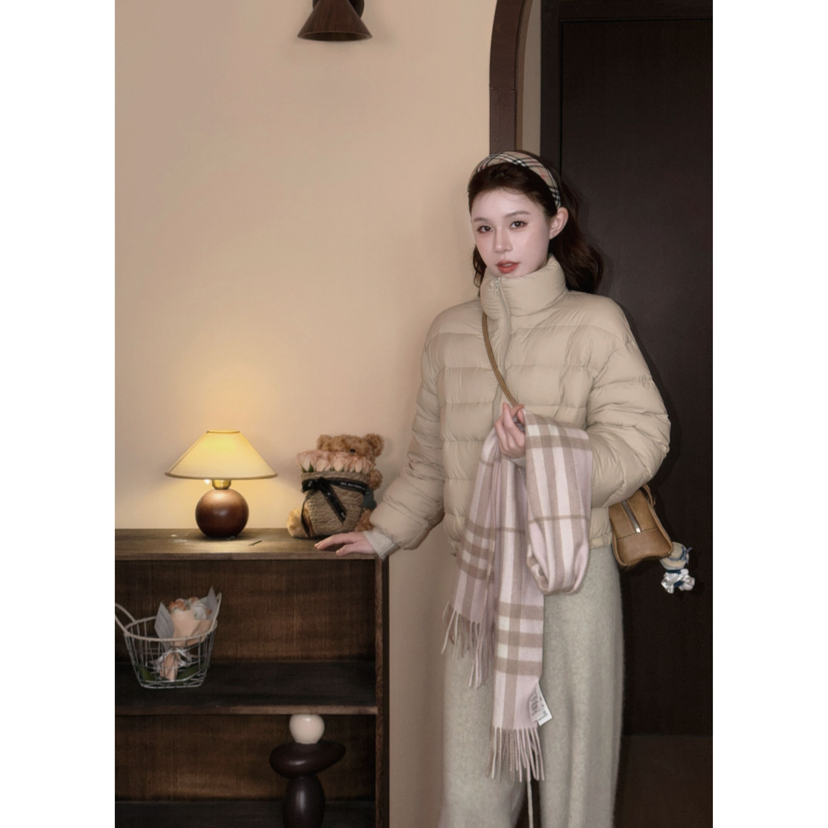 【90白鸭绒】 158g 安心绒 美静在这奶茶色羽绒服XMZH10713