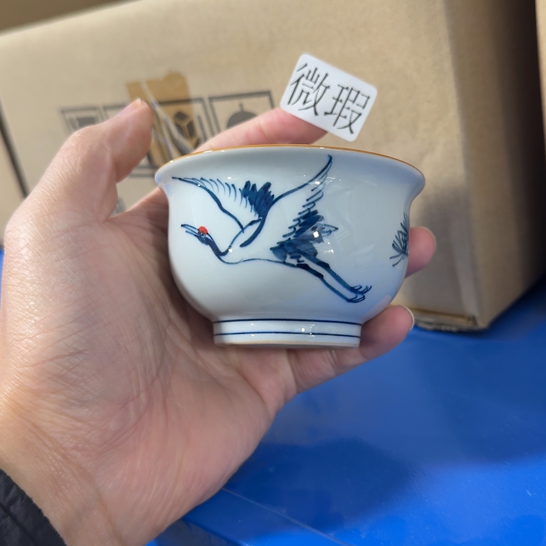 釉下手绘茶具微瑕