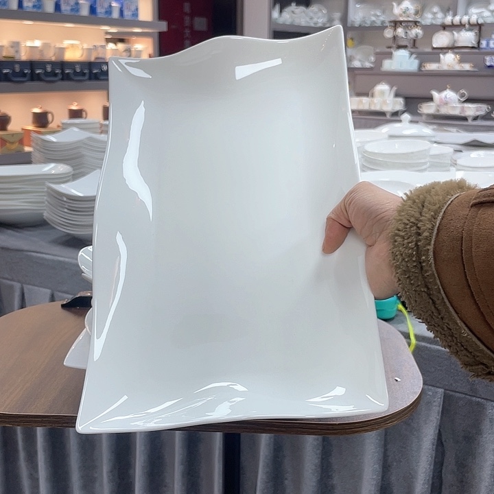 45%以上骨粉骨瓷1个13寸波浪鱼盘