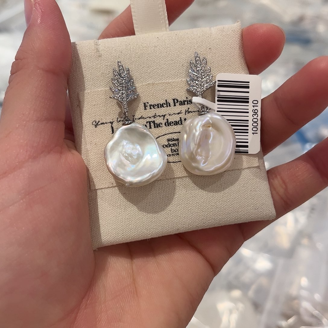 淡水珍珠耳饰合金