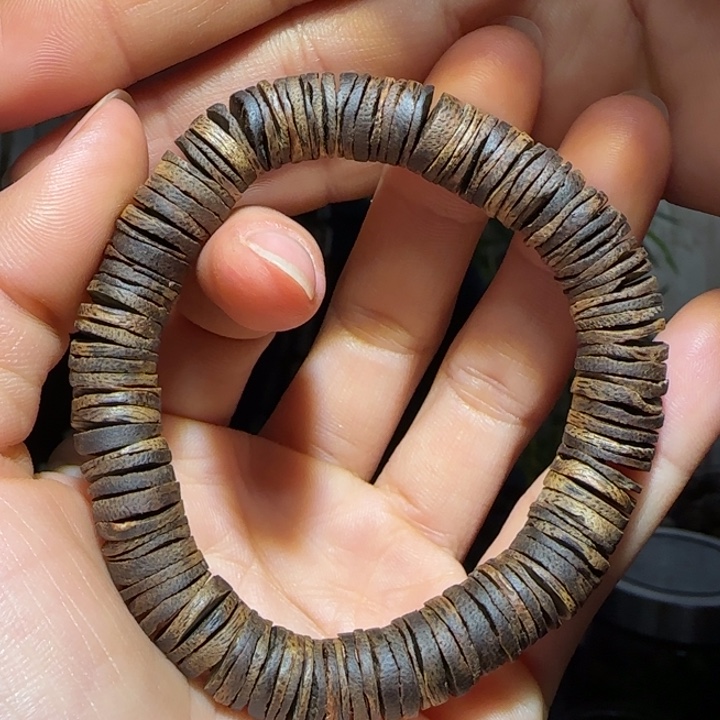 沉香手串药片珠沉水1.0手串13.4克