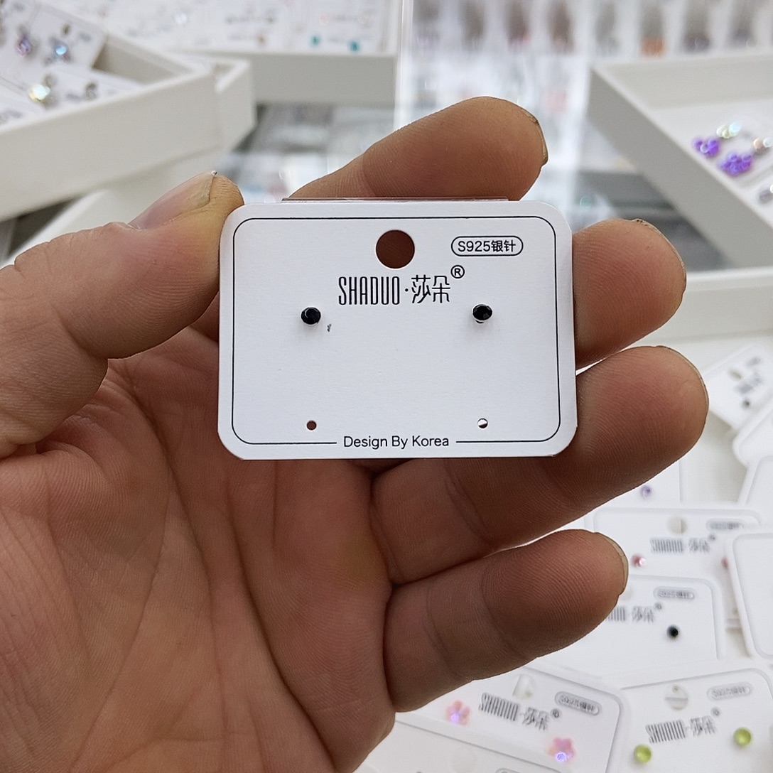 锆石纯铜合金耳钉