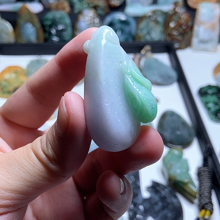 翡翠未镶嵌颈饰翡翠a货