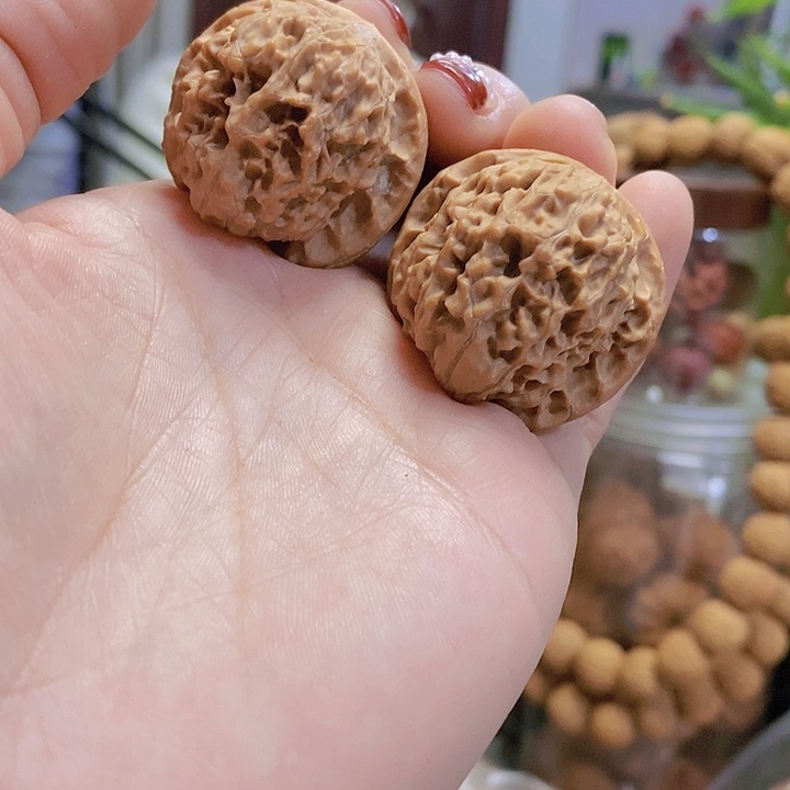 【闪购商品】文玩核桃把件36金锭元宝