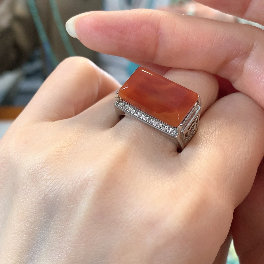 南红玛瑙珠宝奇石未镶嵌