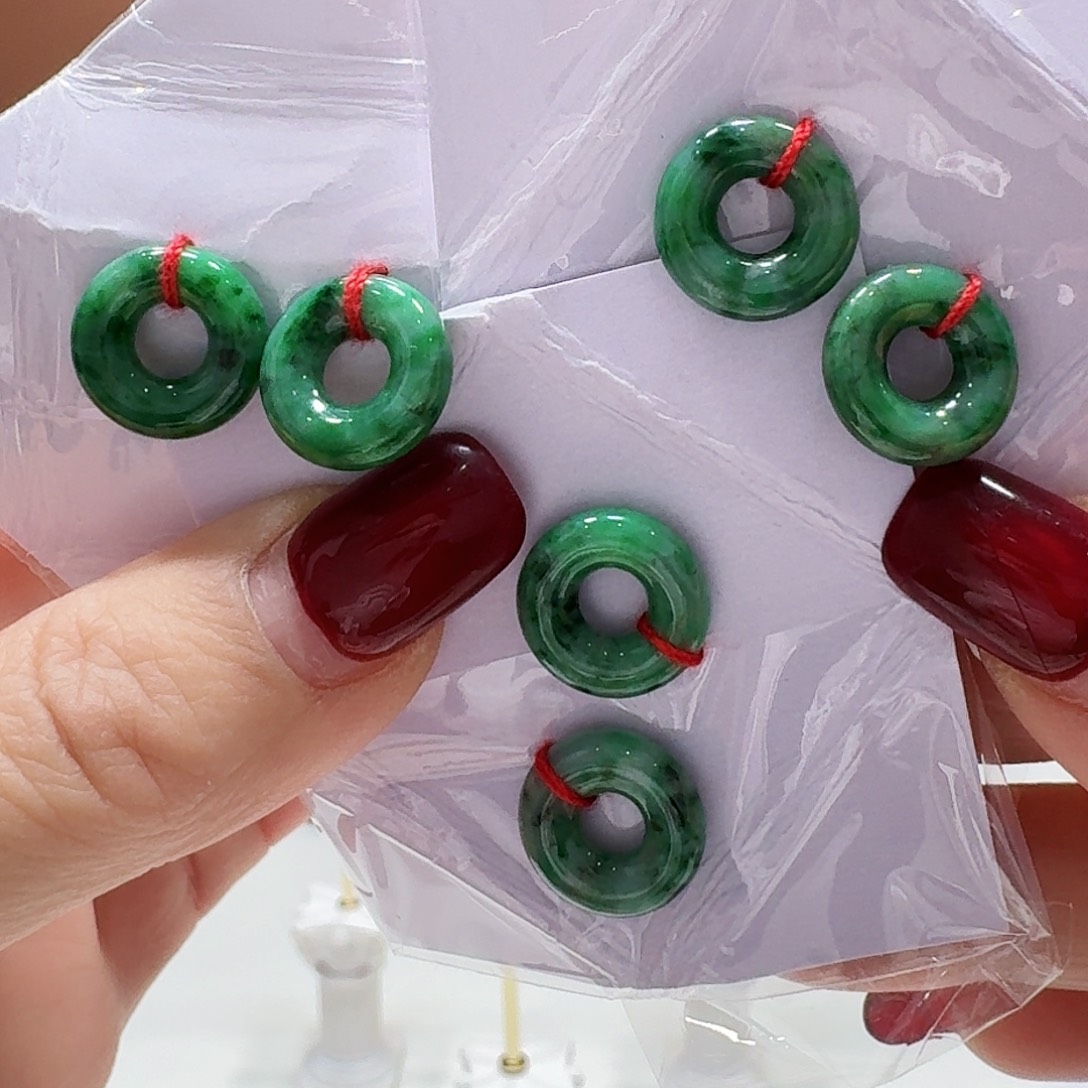 翡翠耳饰未镶嵌多样性多样性发1幅