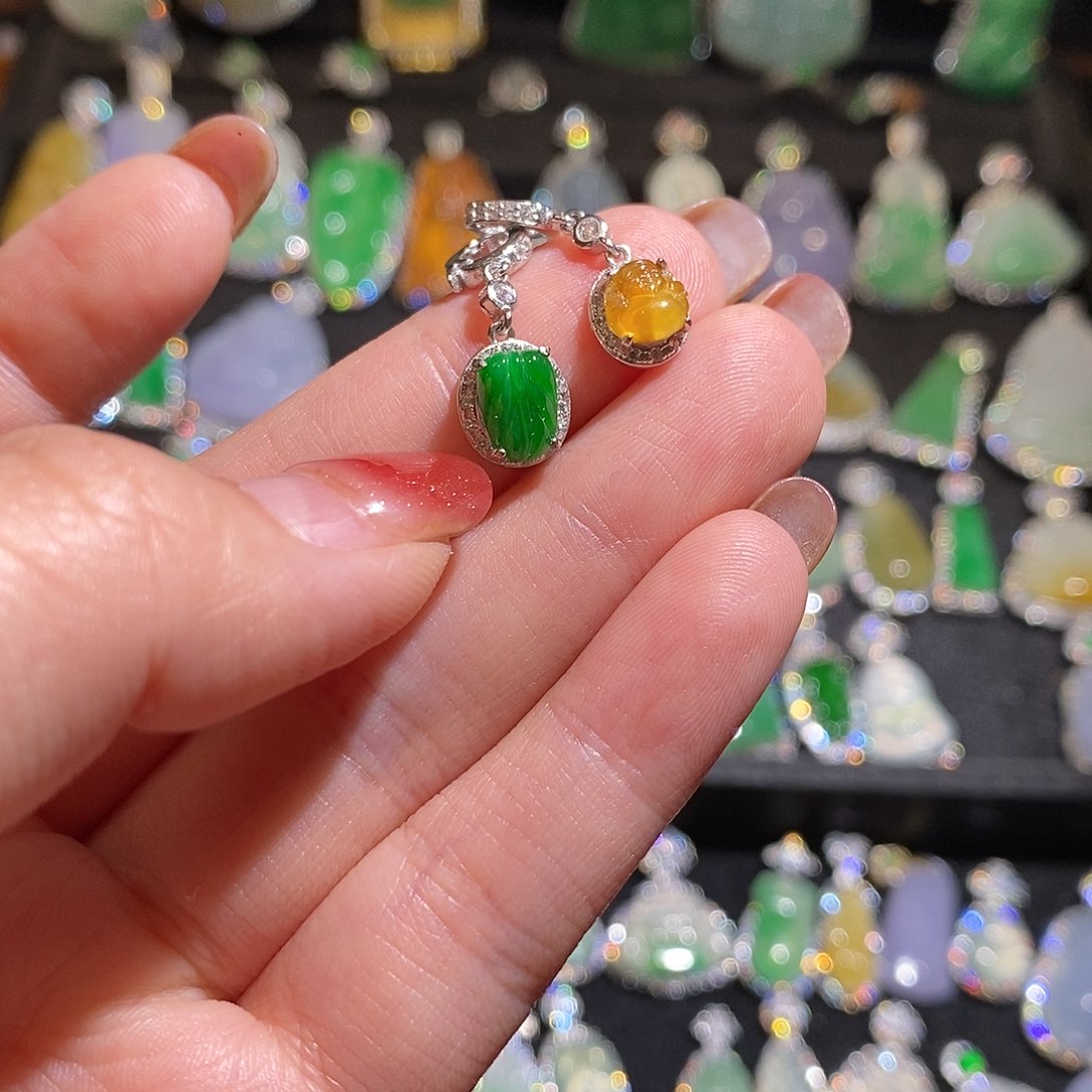 颈饰银S925镶嵌翡翠Y*U天然翡翠