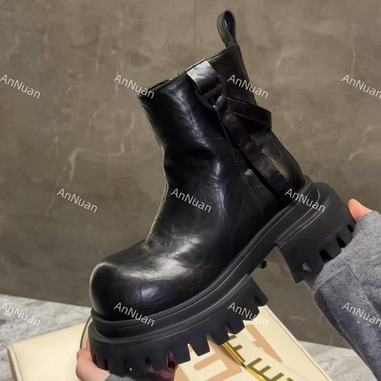 安暖家女士时装靴英伦休闲粘胶增高系带百搭低筒马丁靴XDXM614