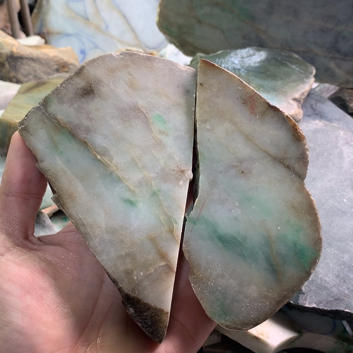 翡翠裸石5号怼位置带色花