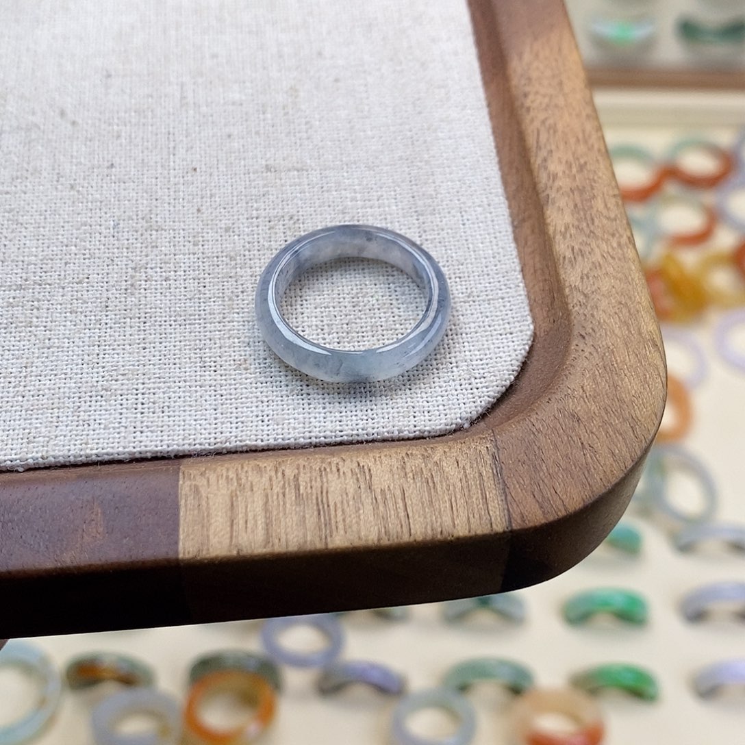 翡翠戒指未镶嵌8号港12包容